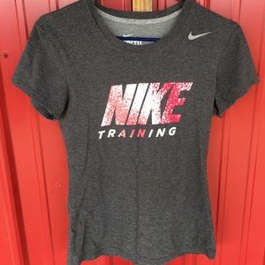 Nike tee